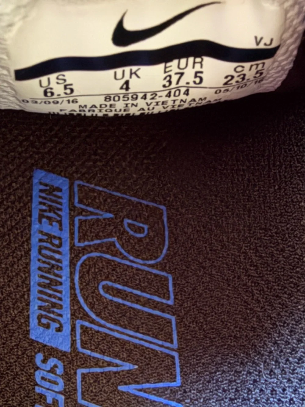 Nike Air Max Tailwind Women’s Sneakers, Size US 6.5 - Picture 3 of 4